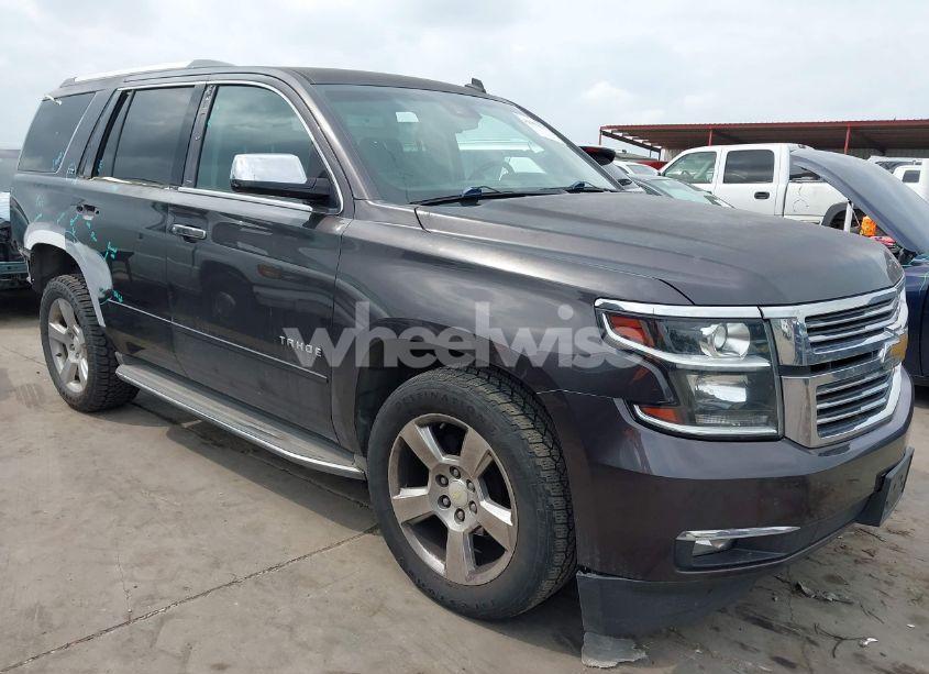 2015 Chevrolet Tahoe LTZ (VIN 1GNSCCKCXFR297881) main photo
