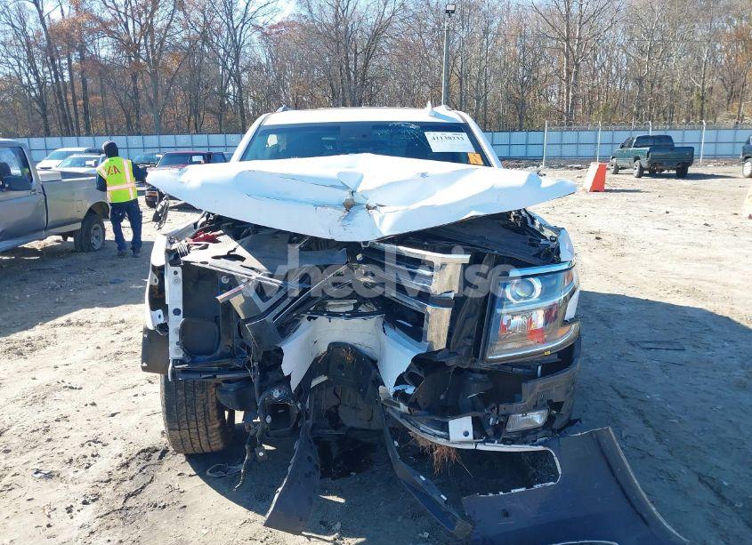 Photo 6 of 2016 Chevrolet Tahoe LTZ (VIN 1GNSCCKCXGR424792)