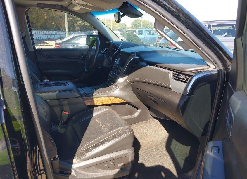 Photo 5 of 2017 Chevrolet Tahoe PREMIER (VIN 1GNSCCKCXHR357872)