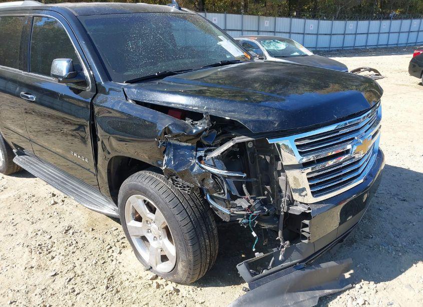 Photo 6 of 2017 Chevrolet Tahoe PREMIER (VIN 1GNSCCKCXHR357872)