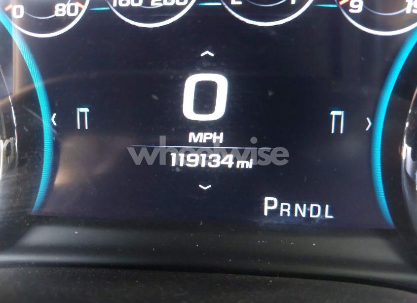 Photo 15 of 2018 Chevrolet Tahoe PREMIER (VIN 1GNSCCKCXJR324733)