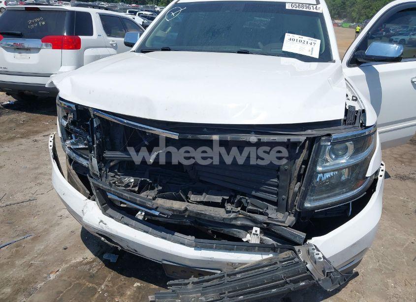 Photo 6 of 2018 Chevrolet Tahoe PREMIER (VIN 1GNSCCKCXJR324733)