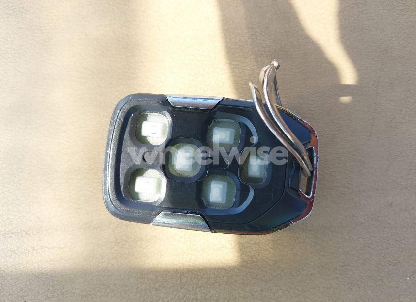 Photo 11 of 2020 Chevrolet Tahoe 2WD PREMIER (VIN 1GNSCCKCXLR215899)