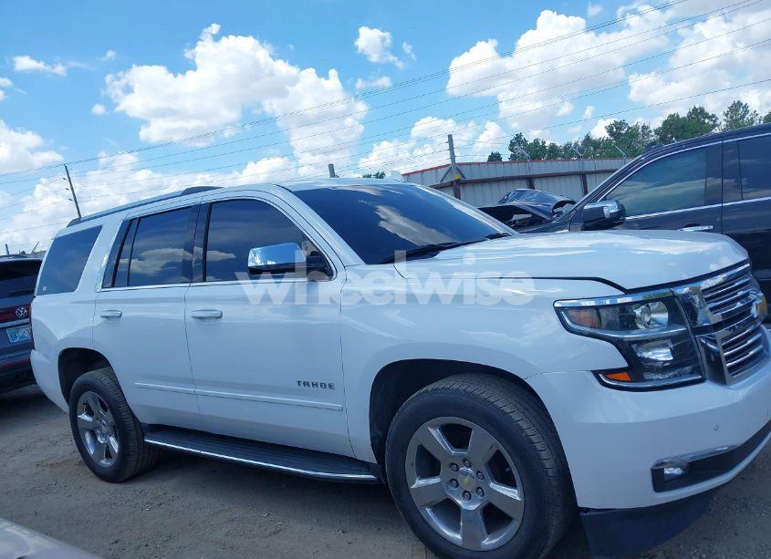 Photo 13 of 2020 Chevrolet Tahoe 2WD PREMIER (VIN 1GNSCCKCXLR215899)