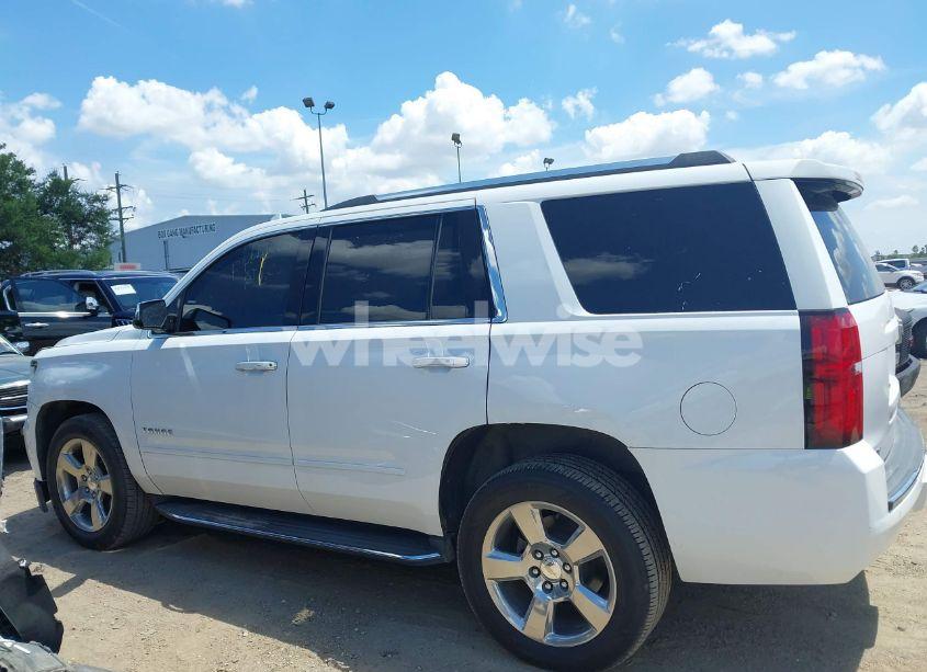 Photo 14 of 2020 Chevrolet Tahoe 2WD PREMIER (VIN 1GNSCCKCXLR215899)