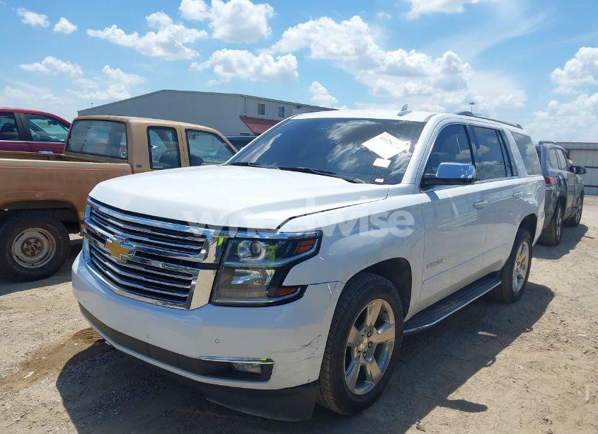 Photo 2 of 2020 Chevrolet Tahoe 2WD PREMIER (VIN 1GNSCCKCXLR215899)