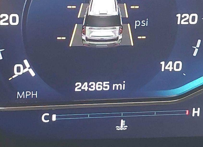 Photo 15 of 2024 Chevrolet Suburban 2WD LT (VIN 1GNSCCKD0RR257189)