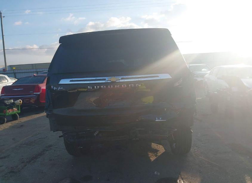 Photo 16 of 2024 Chevrolet Suburban 2WD LT (VIN 1GNSCCKD0RR257189)