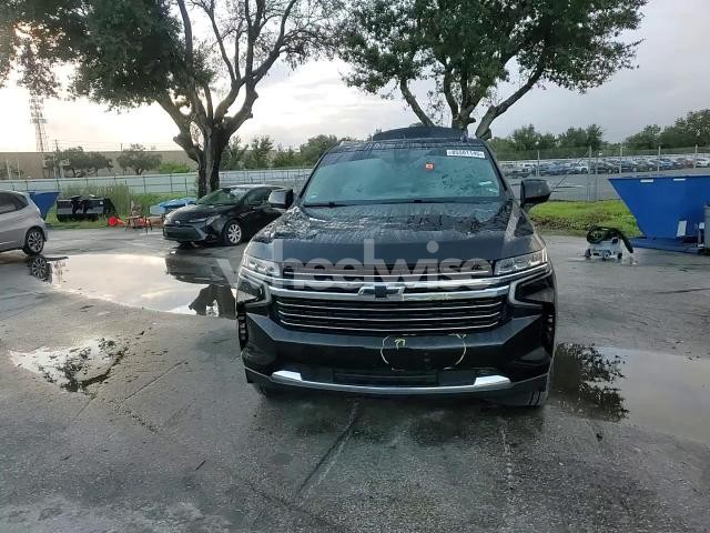Photo 12 of 2021 CHEVROLET SUBURBAN C1500 LT N/A (VIN 1GNSCCKD1MR403009)