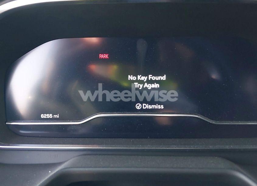 Photo 16 of 2024 Chevrolet Suburban 2WD LT (VIN 1GNSCCKD1RR196791)