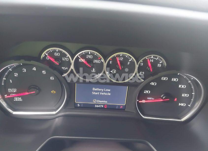 Photo 7 of 2021 Chevrolet Suburban 2WD LT (VIN 1GNSCCKD2MR150654)