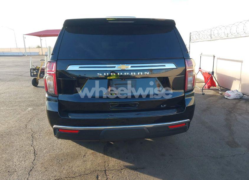 Photo 16 of 2021 Chevrolet Suburban 2WD LT (VIN 1GNSCCKD2MR328577)