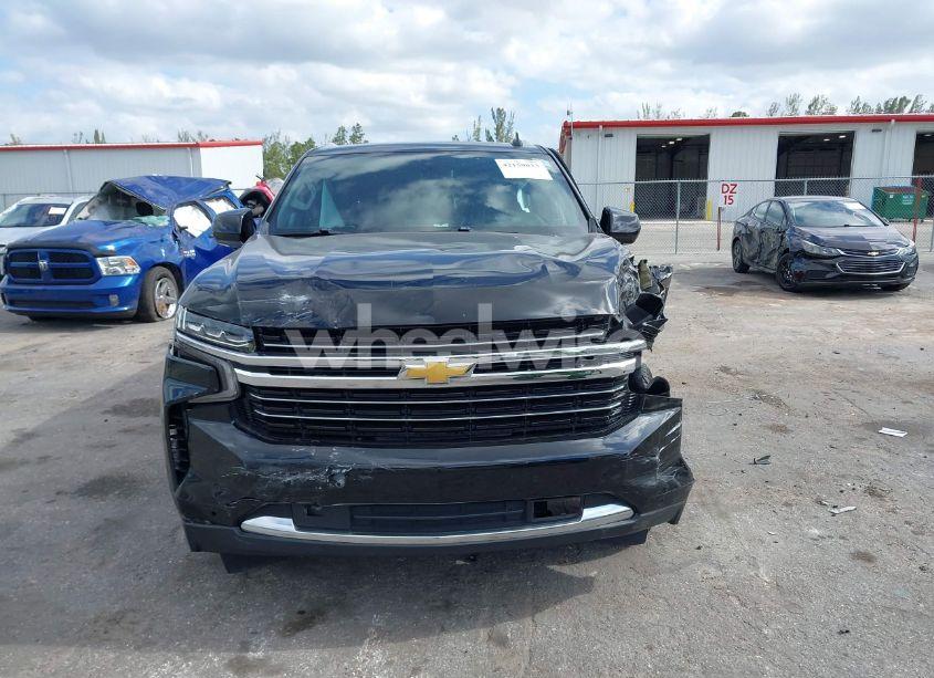Photo 12 of 2022 Chevrolet Suburban 2WD LT (VIN 1GNSCCKD2NR201474)