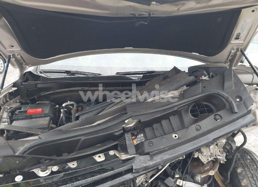 Photo 10 of 2023 Chevrolet Suburban 2WD LT (VIN 1GNSCCKD2PR170276)