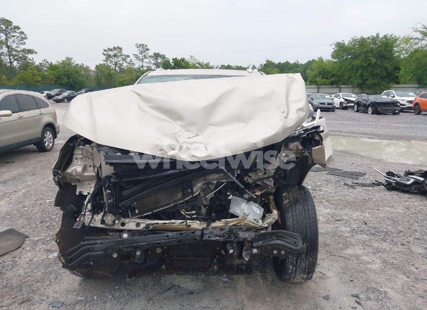 Photo 13 of 2023 Chevrolet Suburban 2WD LT (VIN 1GNSCCKD2PR170276)