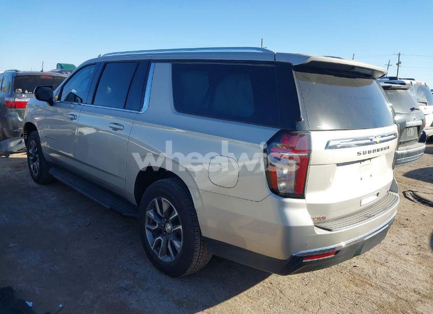 Photo 3 of 2023 Chevrolet Suburban 2WD LT (VIN 1GNSCCKD2PR522272)