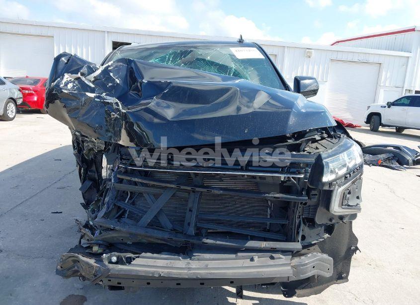 Photo 13 of 2021 Chevrolet Suburban 2WD LT (VIN 1GNSCCKD3MR195196)