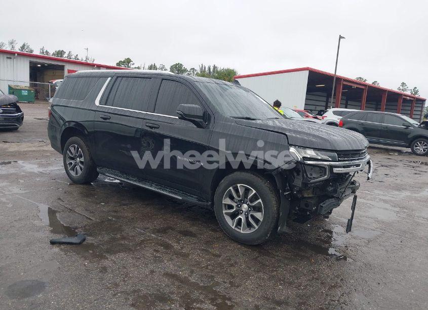 2023 Chevrolet Suburban 2WD LT (VIN 1GNSCCKD3PR323344) main photo