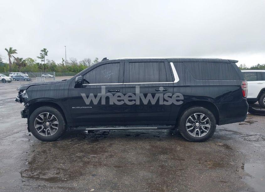 Photo 14 of 2023 Chevrolet Suburban 2WD LT (VIN 1GNSCCKD3PR323344)