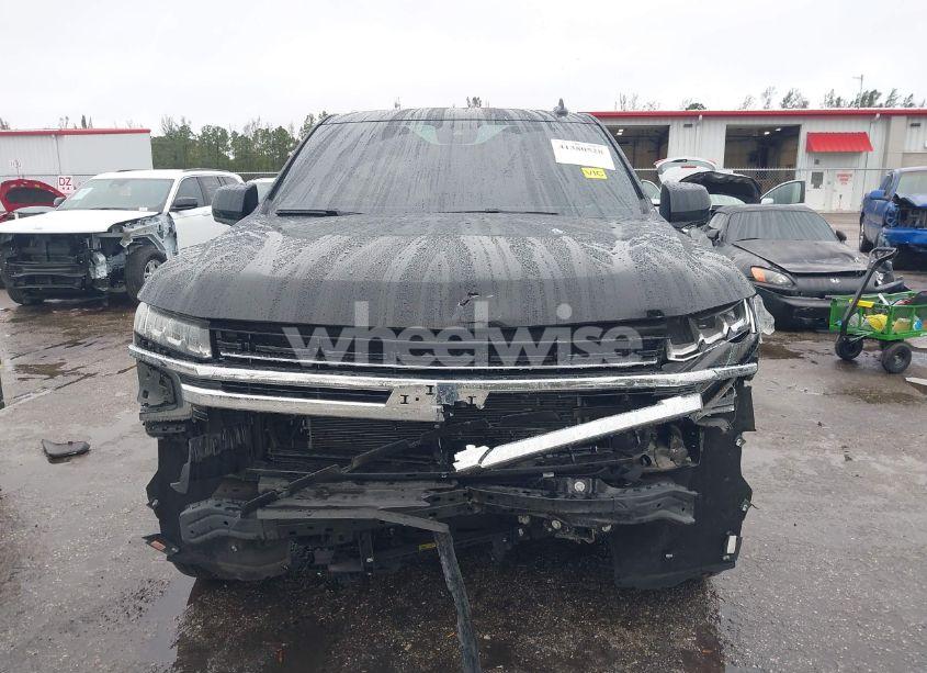 Photo 6 of 2023 Chevrolet Suburban 2WD LT (VIN 1GNSCCKD3PR323344)