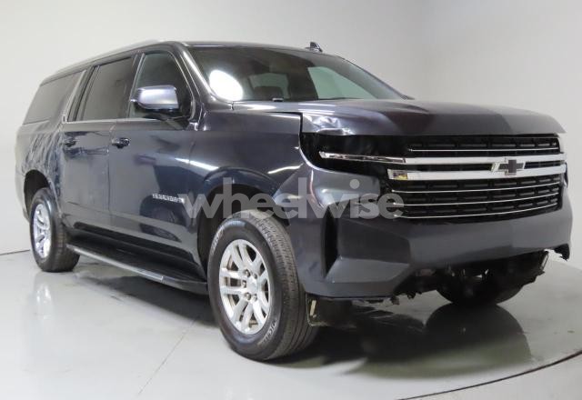 Photo 6 of 2023 CHEVROLET SUBURBAN C1500 LT (VIN 1GNSCCKD4PR363674)
