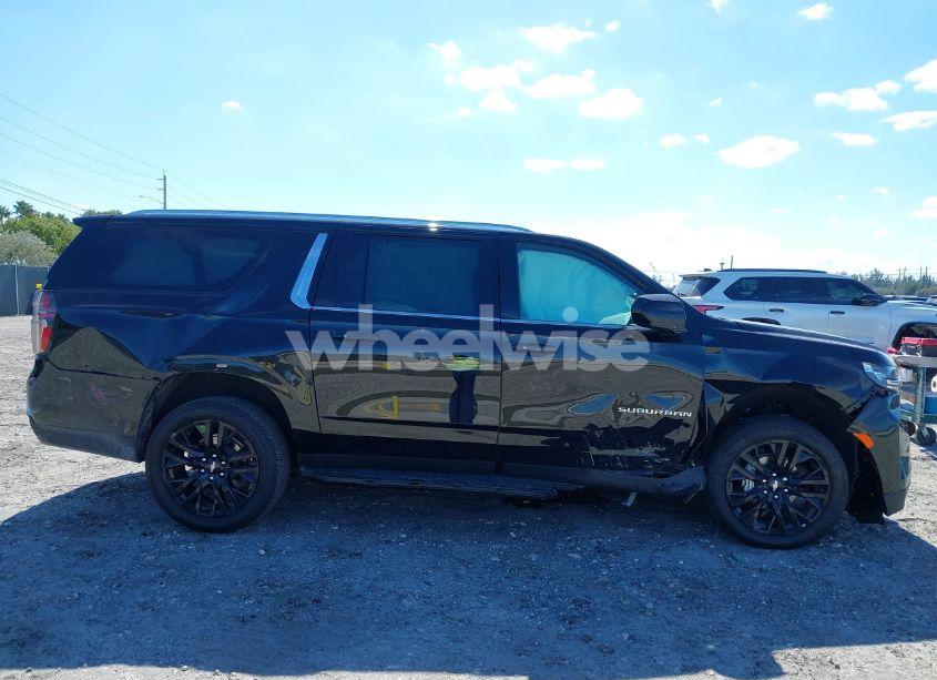 Photo 6 of 2024 Chevrolet Suburban 2WD LT (VIN 1GNSCCKD4RR392675)