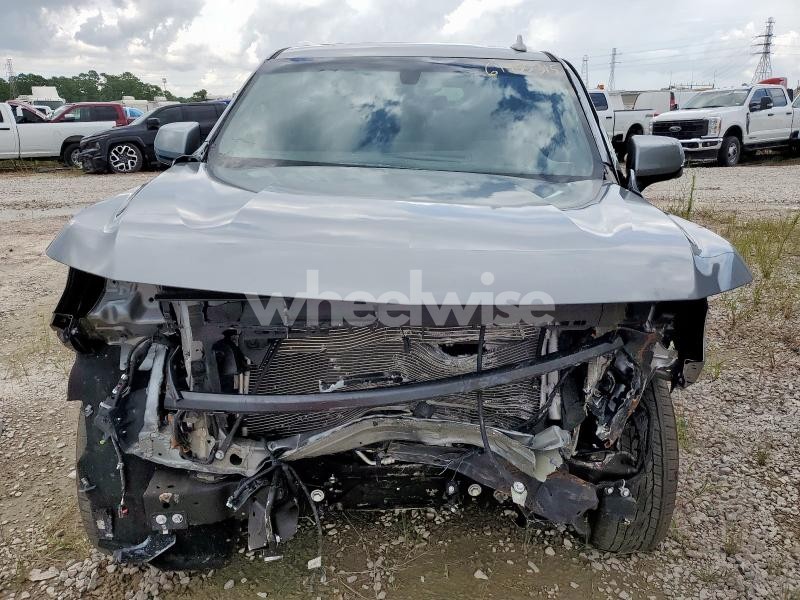 Photo 3 of 2023 CHEVROLET SUBURBAN C1500 LT (VIN 1GNSCCKD5PR308814)