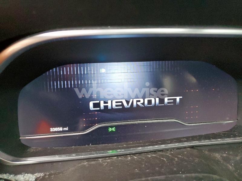 Photo 6 of 2023 CHEVROLET SUBURBAN C1500 LT (VIN 1GNSCCKD5PR308814)