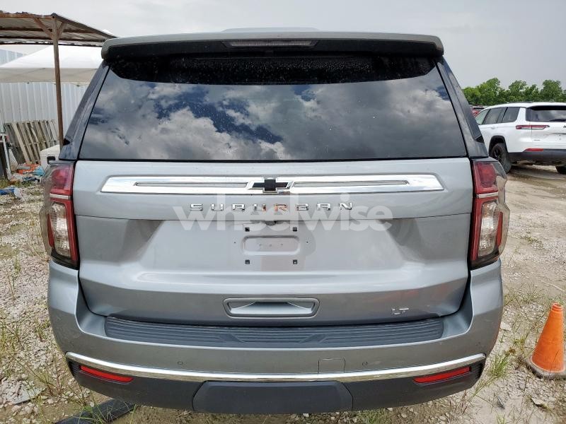 Photo 9 of 2023 CHEVROLET SUBURBAN C1500 LT (VIN 1GNSCCKD5PR308814)