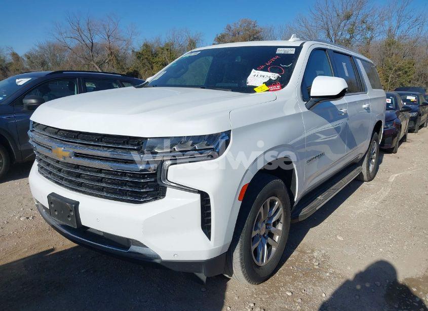 Photo 2 of 2023 Chevrolet Suburban 2WD LT (VIN 1GNSCCKD5PR346172)