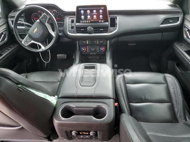 Photo 3 of 2021 CHEVROLET SUBURBAN C1500 LT N/A (VIN 1GNSCCKD7MR216759)