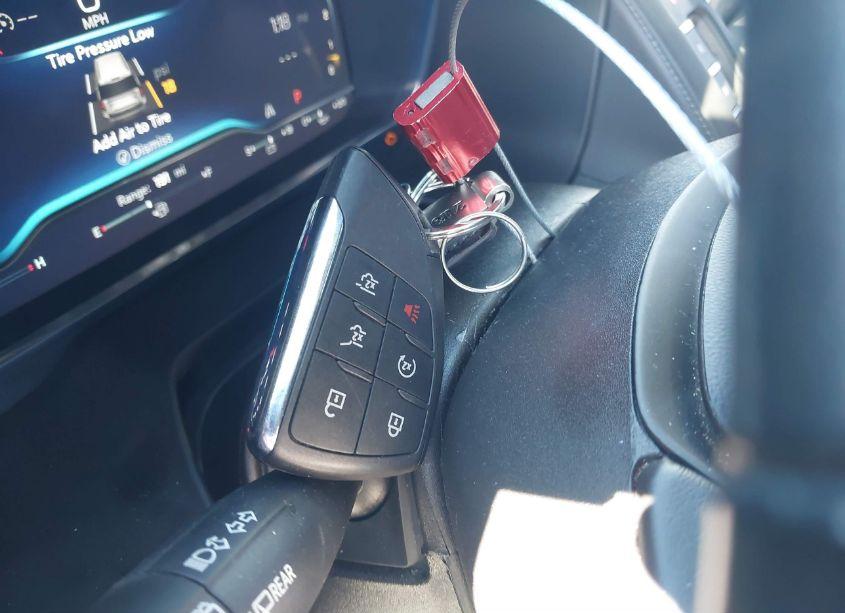 Photo 11 of 2022 Chevrolet Suburban 2WD LT (VIN 1GNSCCKD7NR278969)