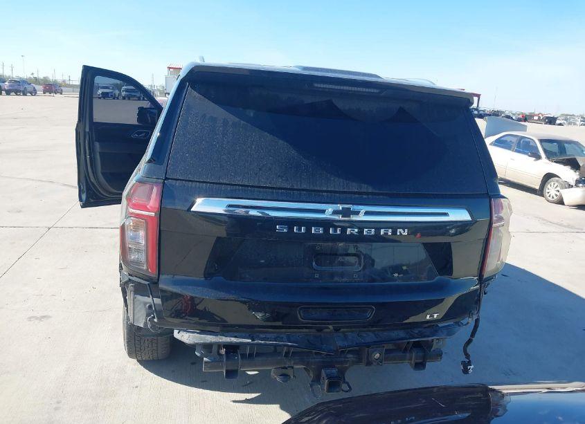 Photo 17 of 2022 Chevrolet Suburban 2WD LT (VIN 1GNSCCKD7NR278969)