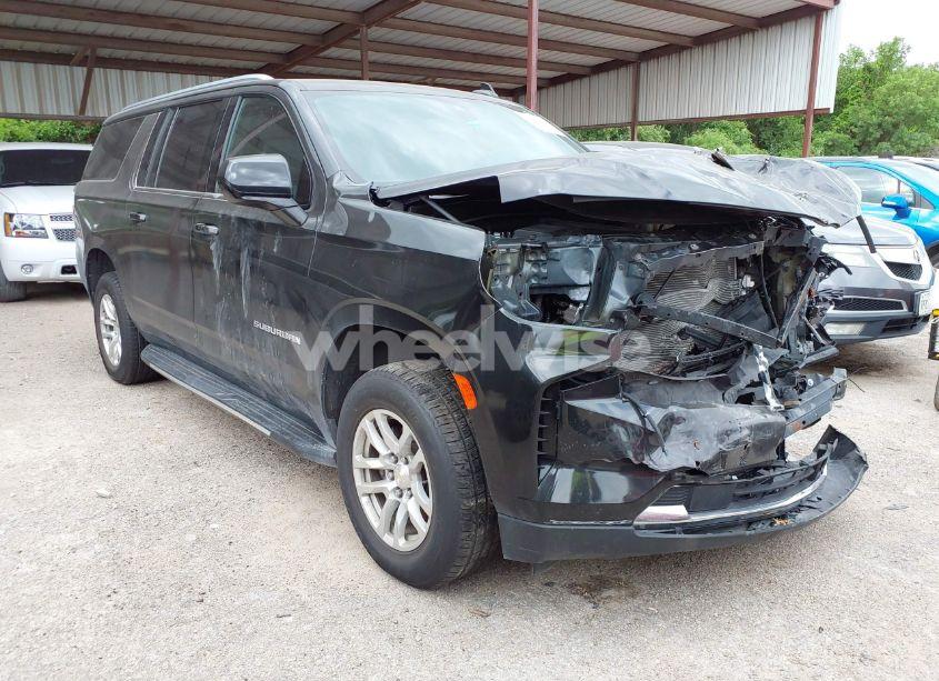 2021 Chevrolet Suburban 2WD LT (VIN 1GNSCCKD8MR269020) main photo