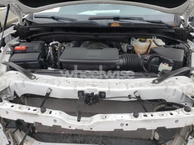 Photo 6 of 2023 CHEVROLET SUBURBAN C1500 LT (VIN 1GNSCCKD8PR190449)