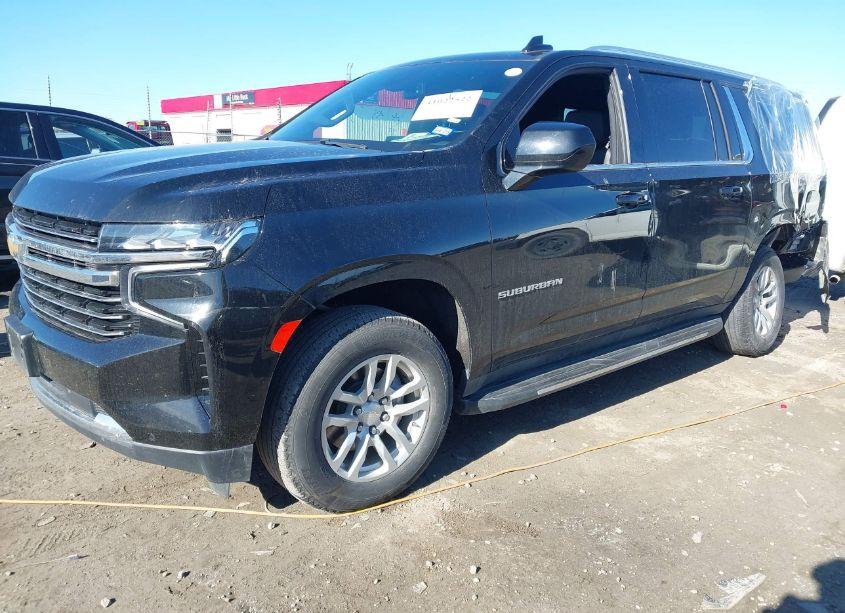 Photo 2 of 2023 Chevrolet Suburban 2WD LT (VIN 1GNSCCKD8PR351480)