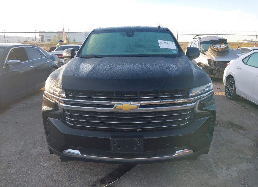 Photo 12 of 2022 Chevrolet Suburban 2WD LT (VIN 1GNSCCKD9NR225500)