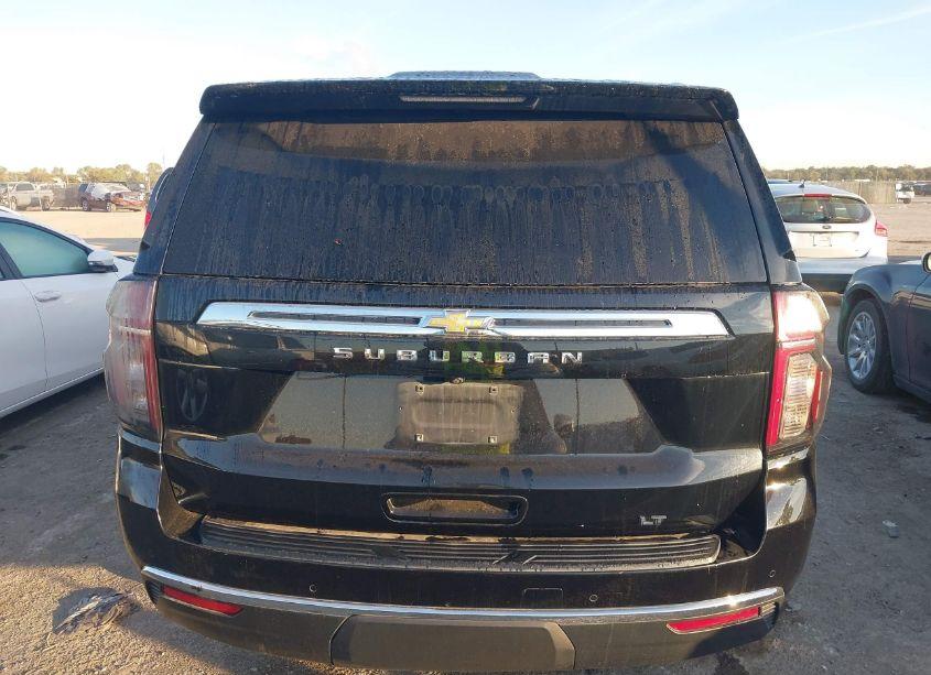 Photo 16 of 2022 Chevrolet Suburban 2WD LT (VIN 1GNSCCKD9NR225500)