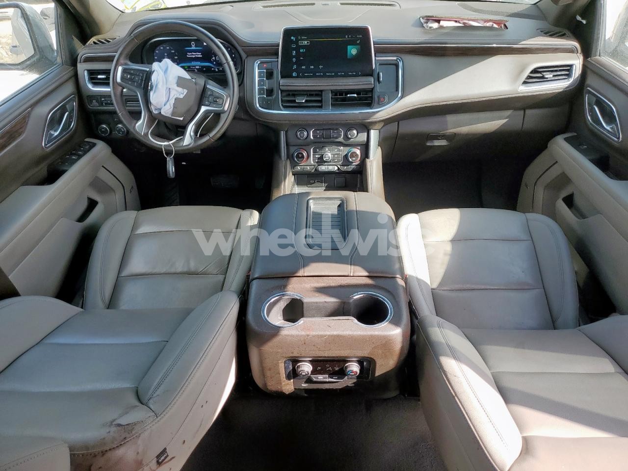 Photo 8 of 2023 CHEVROLET SUBURBAN C1500 LT (VIN 1GNSCCKD9PR320805)