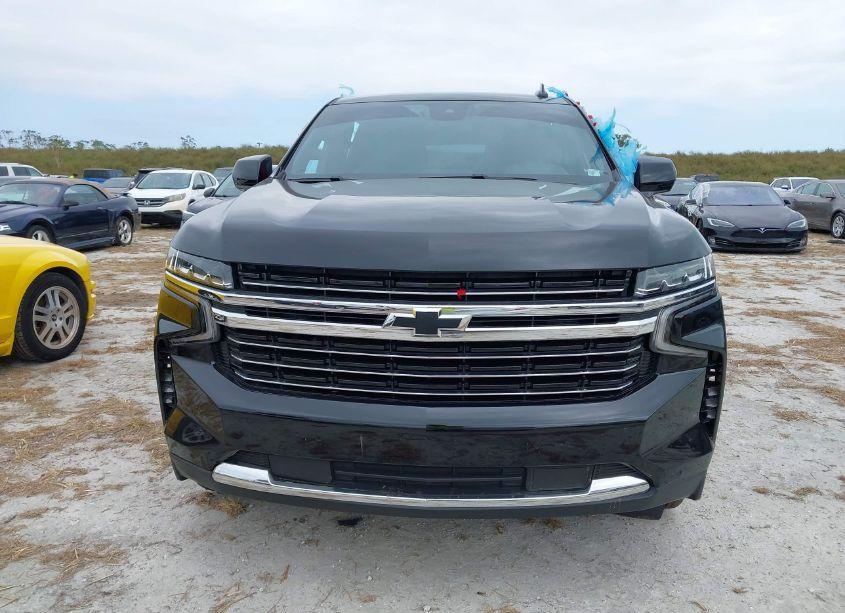 Photo 6 of 2023 Chevrolet Suburban 2WD LT (VIN 1GNSCCKDXPR170364)