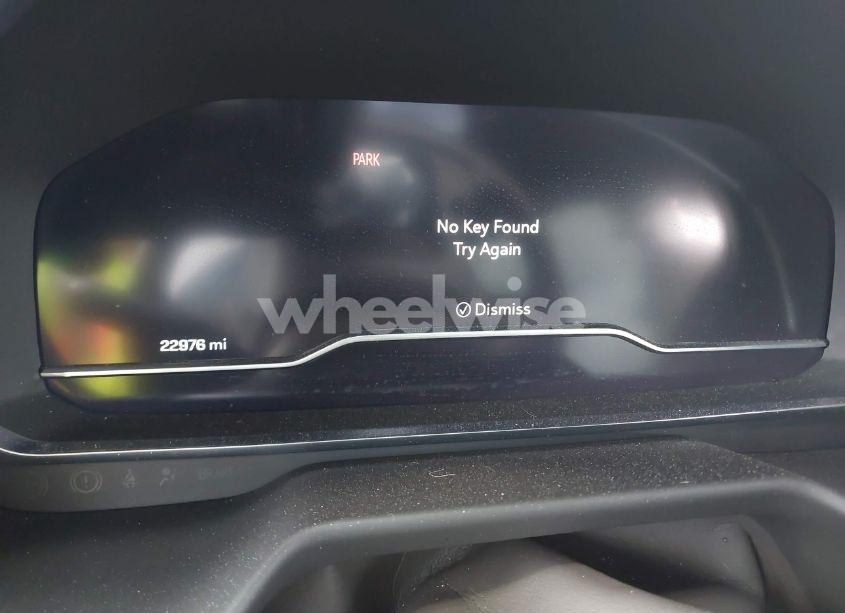 Photo 7 of 2024 Chevrolet Suburban 2WD LT (VIN 1GNSCCKDXRR249536)