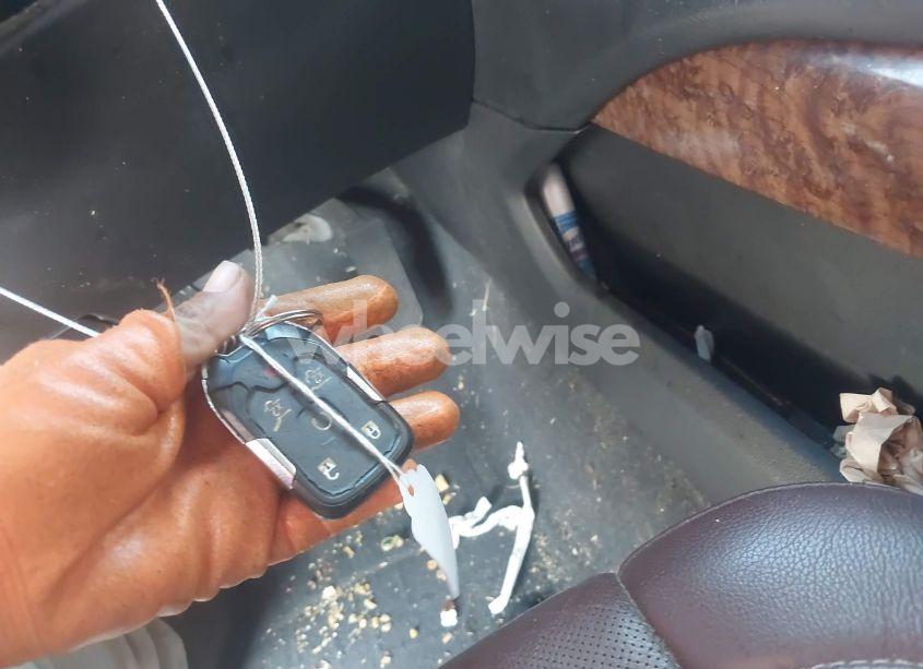 Photo 11 of 2019 Chevrolet Tahoe PREMIER (VIN 1GNSCCKJ4KR262875)