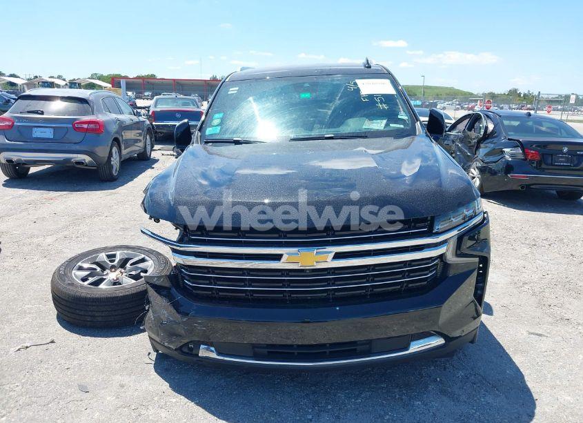 Photo 13 of 2023 Chevrolet Suburban 2WD LT (VIN 1GNSCCKT4PR505108)
