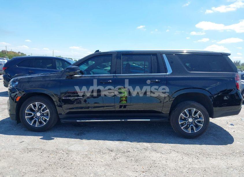 Photo 15 of 2023 Chevrolet Suburban 2WD LT (VIN 1GNSCCKT4PR505108)