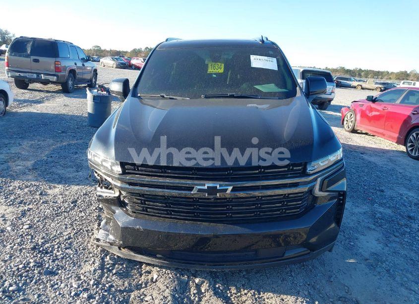 Photo 12 of 2021 Chevrolet Suburban 2WD RST (VIN 1GNSCEKD2MR340613)