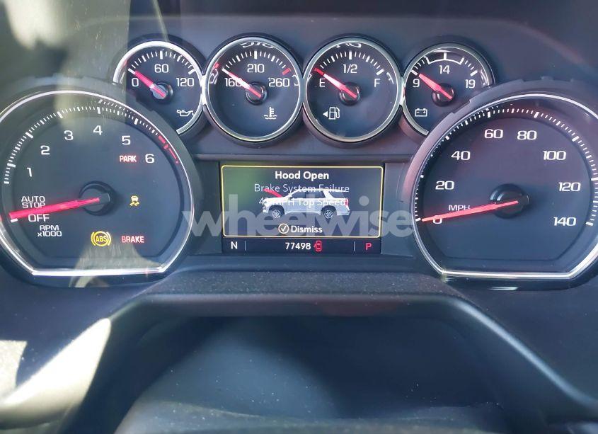 Photo 7 of 2021 Chevrolet Suburban 2WD RST (VIN 1GNSCEKD2MR340613)