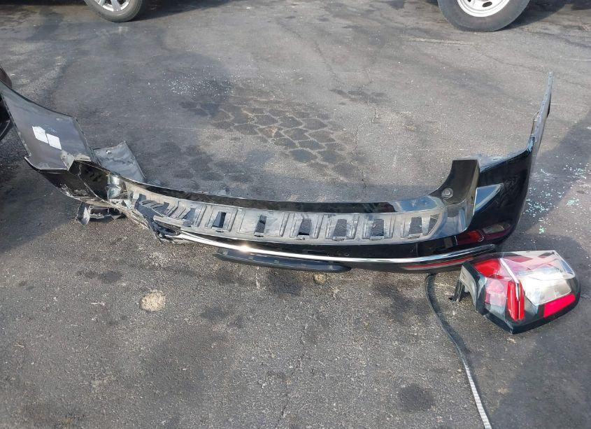 Photo 12 of 2022 Chevrolet Suburban 2WD RST (VIN 1GNSCEKD5NR256321)