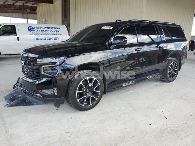 Photo 2 of 2024 CHEVROLET SUBURBAN C1500 RST N/A (VIN 1GNSCEKD6RR128479)