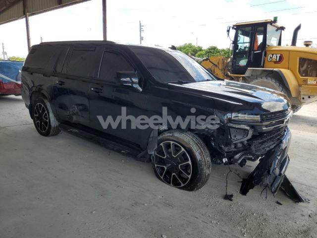 Photo 4 of 2024 CHEVROLET SUBURBAN C1500 RST N/A (VIN 1GNSCEKD6RR128479)