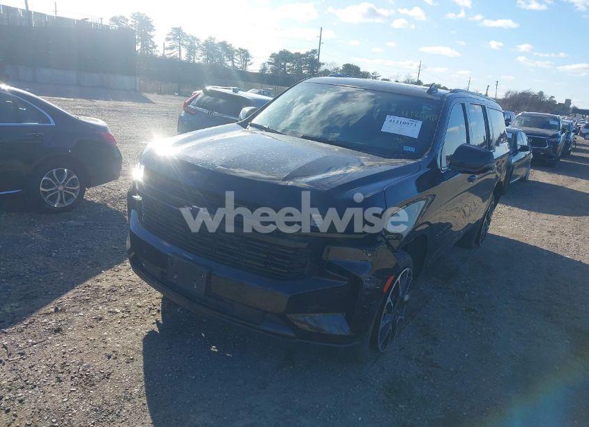 Photo 2 of 2023 Chevrolet Suburban 2WD RST (VIN 1GNSCEKD7PR307823)